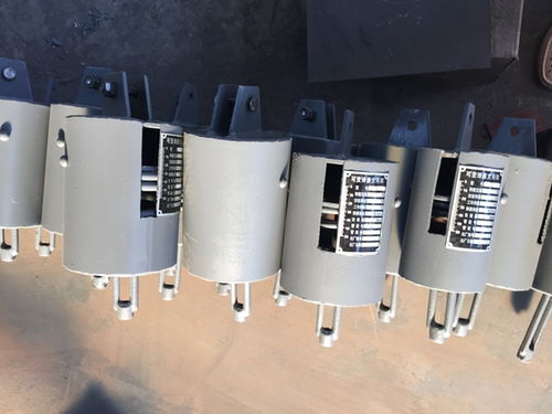 重慶風管支吊架哪里有,風管支吊架定制